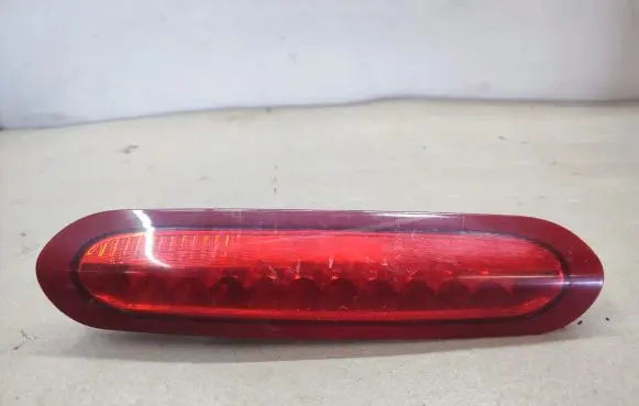 KIA Carens II Third/center stoplight 927001D0