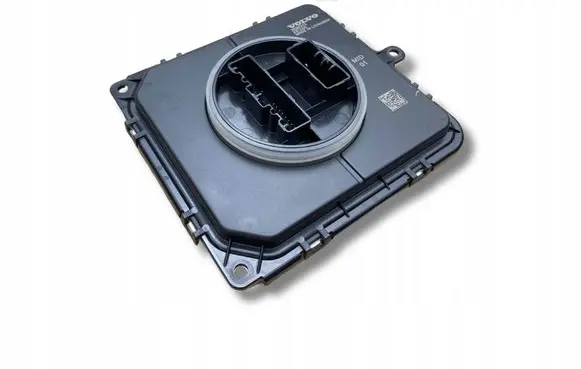 Volvo C40 Voltage converter/converter module 