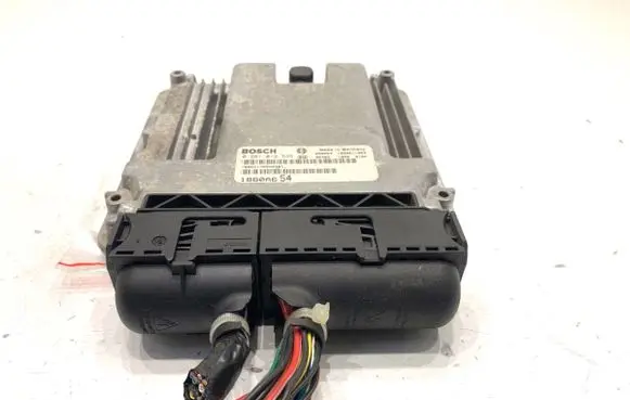 Mitsubishi Grandis Engine control unit/module ECU 0281012535