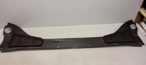 Ford Focus ST Wiper trim BM51A02216