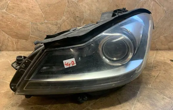 Mercedes-Benz C W204 Headlight/headlamp A2048208139