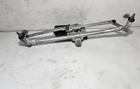 Skoda Octavia Mk2 (1Z) Front wiper linkage and motor 1J1955113C