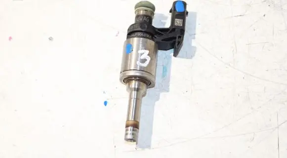 Audi A3 S3 8V Fuel injector 04E906036E