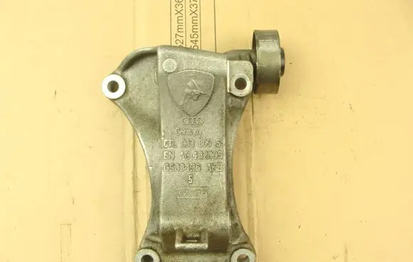 Audi RS6 Generator/alternator bracket 07L903805S
