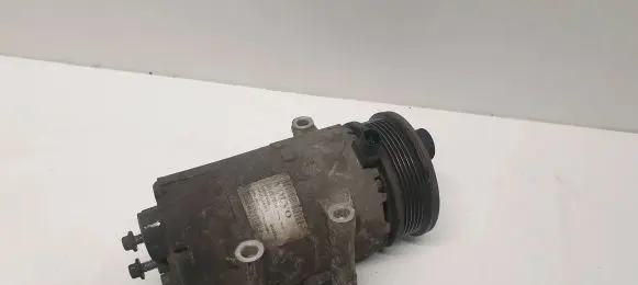 Volvo V70 Air conditioning (A/C) compressor (pump) 31267514