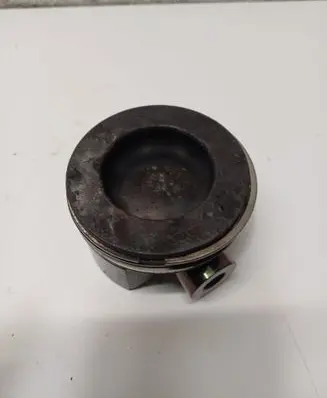 Volkswagen Golf VIII Piston DTT