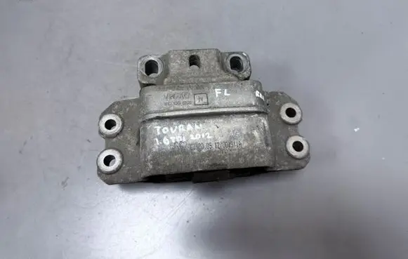 Volkswagen Touran II Engine mount bracket 1K0199555