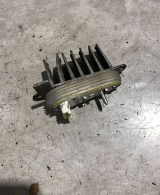 BMW 3 F30 F35 F31 LED ballast control module 1305715257