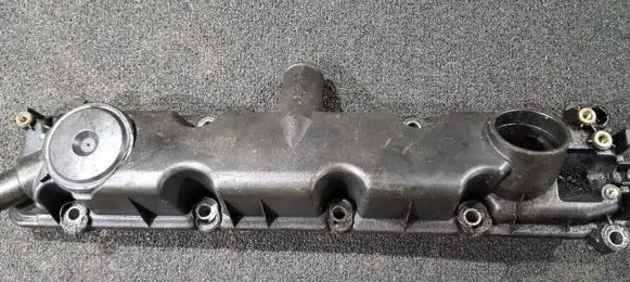 Rocker cam cover