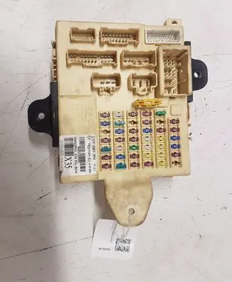 KIA Sorento Fuse box set 954002P934 XM921C2P0052