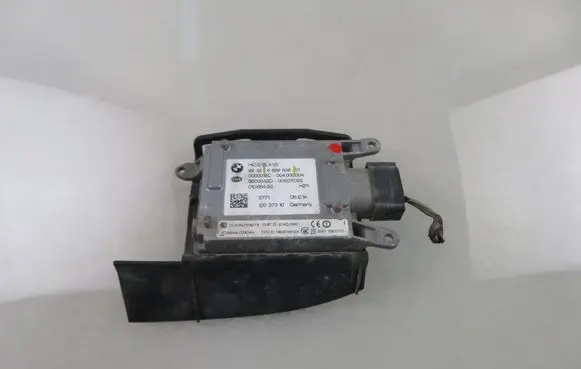 BMW 5 F10 F11 Distronic sensor radar 6869508