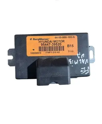 Hyundai Santa Fe Gearbox control unit/module 9544739520 4450000105N 105098915