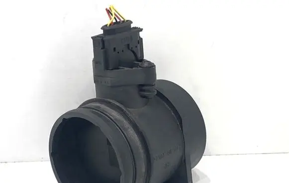 BMW 3 E90 E91 Mass air flow meter 7533853