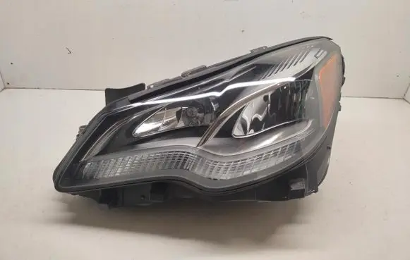 Mercedes-Benz E C207 W207 Headlight/headlamp 2078209561