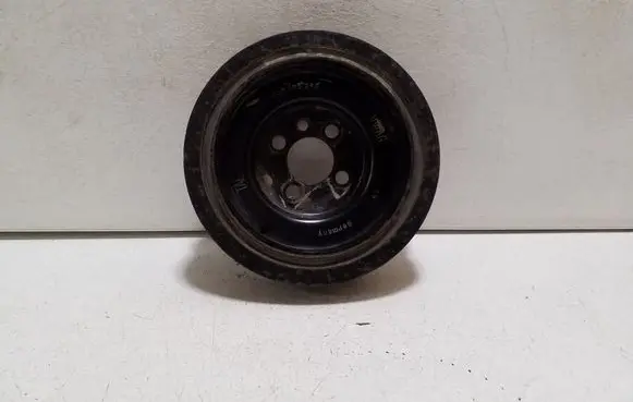 Volkswagen Golf V Crankshaft pulley 03G105243