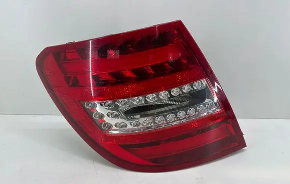 Mercedes-Benz C W204 Rear/tail lights 2048204664