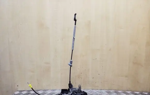 Volvo XC90 Front door lock 31462456