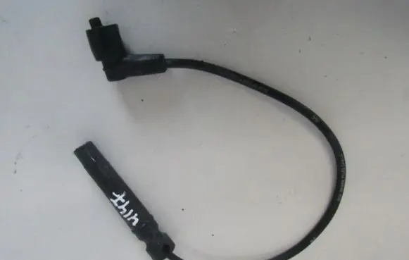 Chevrolet Tacuma Ignition plug leads 