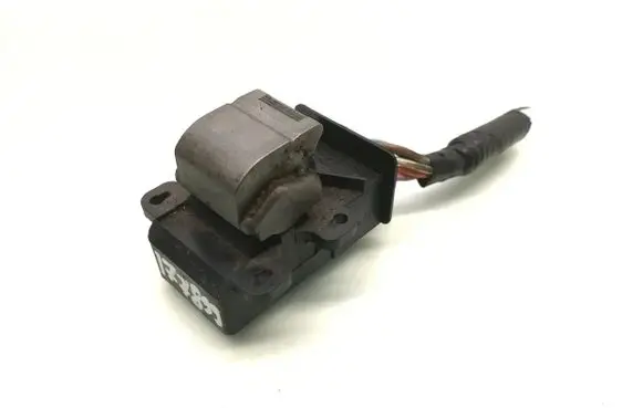 Honda FR-V Electric window control switch M20783
