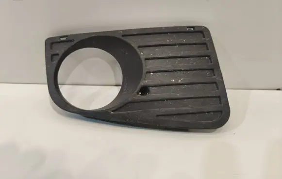 Volkswagen Crafter Front fog light trim/grill 
