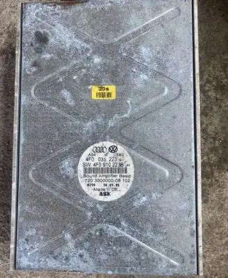 Audi A6 S6 C6 4F Sound amplifier 4F0035223