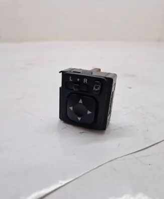 Mitsubishi Outlander Wing mirror switch 183569