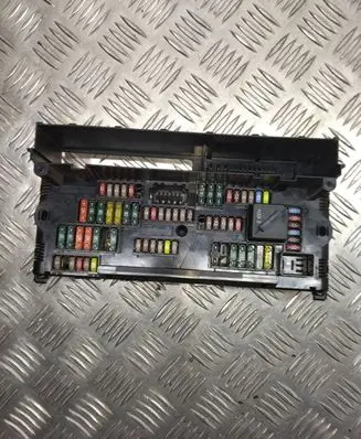 BMW 5 GT F07 Fuse module 9210861 00458760 117033442