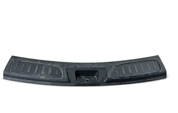 Trunk/boot sill cover protection