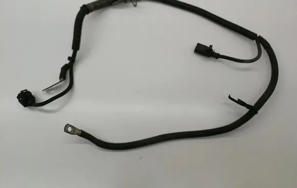 Audi A6 S6 C6 4F Positive cable (battery) 071973851 1K0973751