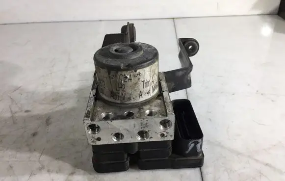 Ford Focus C-MAX ABS Pump 5WK84102 10097001083 BYS4E29B462
