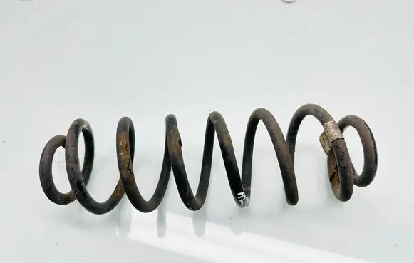Volkswagen Touran III Rear coil spring 