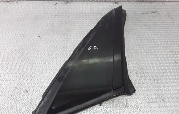 Audi A8 S8 D2 4D Rear vent window glass 