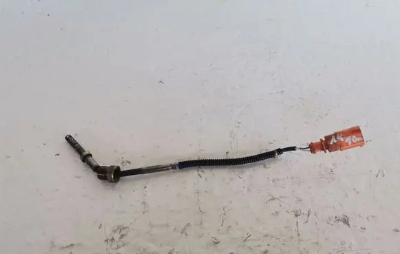 Audi A4 S4 B8 8K Exhaust gas temperature sensor 03L906088F