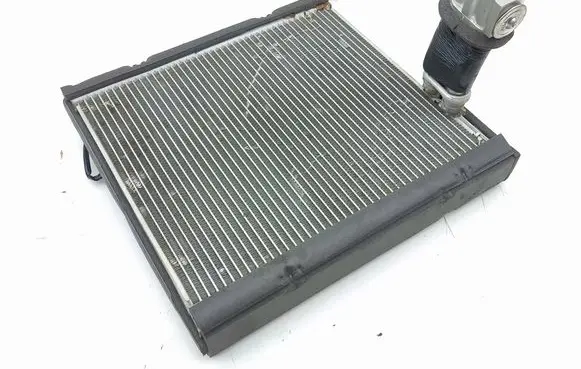 Air conditioning (A/C) radiator (interior)