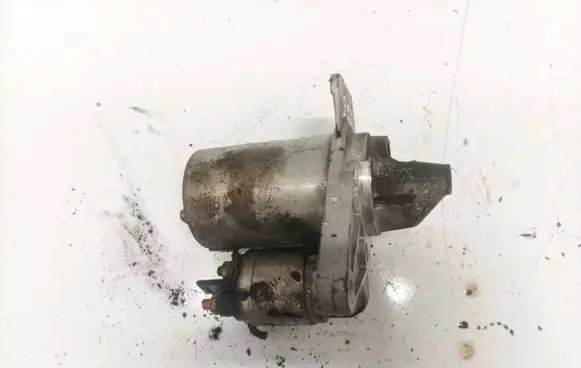Renault Megane III Starter motor 0715315101 071-5315101