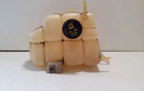 Ford Ranger Coolant expansion tank/reservoir JB3G8K218AA