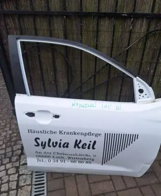 Hyundai i10 Front door