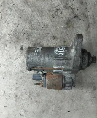 Volkswagen Touran I Starter motor