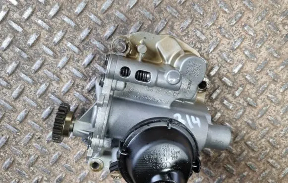Audi Q5 SQ5 Oil pump 06H115105BT 06L115251S