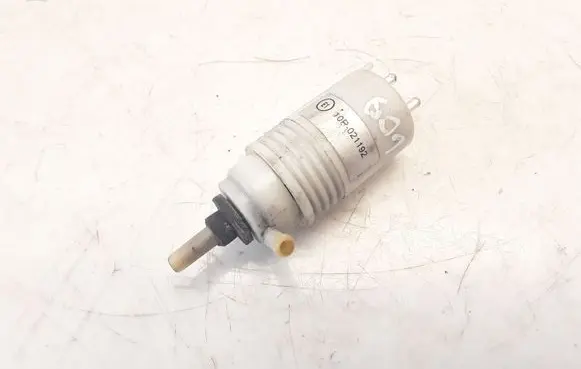 Mercedes-Benz E W124 Windscreen/windshield washer pump E110R021192 10R021192