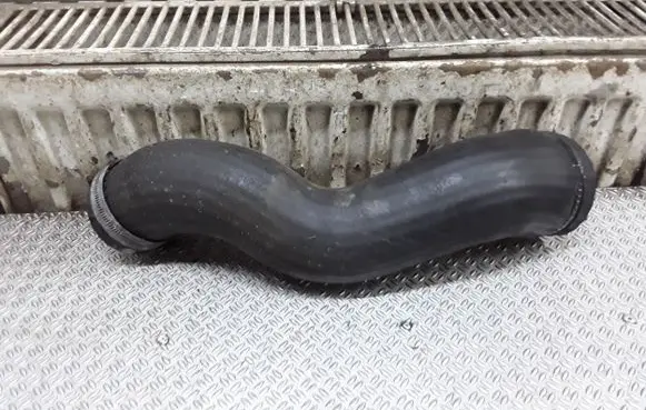 Volvo S60 Intercooler hose/pipe