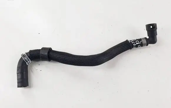 Engine coolant pipe/hose