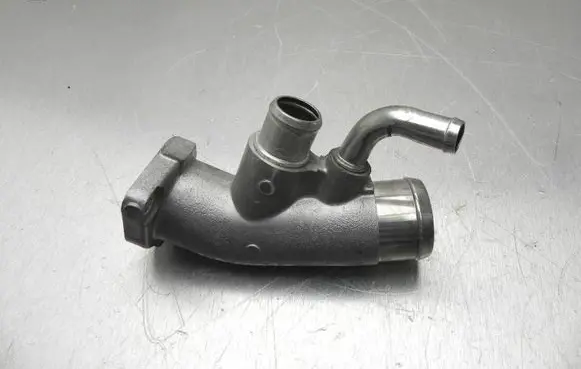 Nissan Juke I F15 Engine coolant pipe/hose S13H30 VD10029