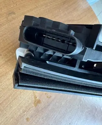 Ford Transit Courier Front door lock