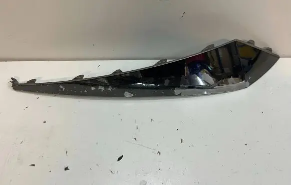 Hyundai Elantra VII Front bumper splitter molding 86595-AA010 86595AA010