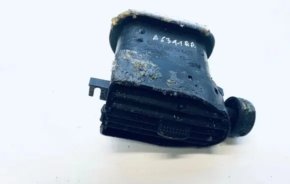 Mercedes-Benz A W168 Dash center air vent grill 1688300254