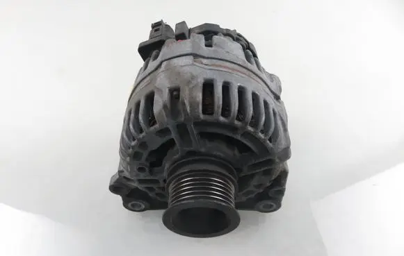 Skoda Fabia Mk1 (6Y) Generator/alternator 0124325013 037903025M