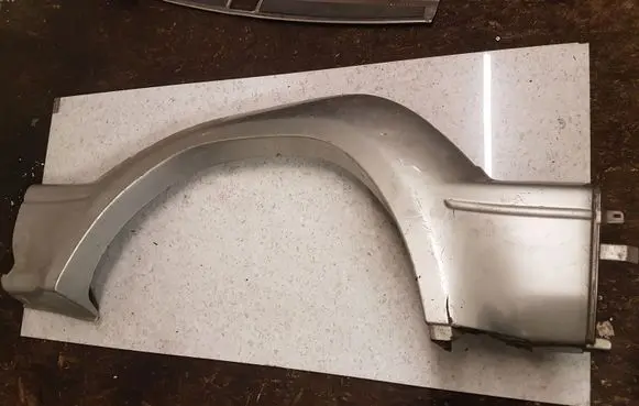 Toyota Land Cruiser (J100) Rear arch trim 1560660030