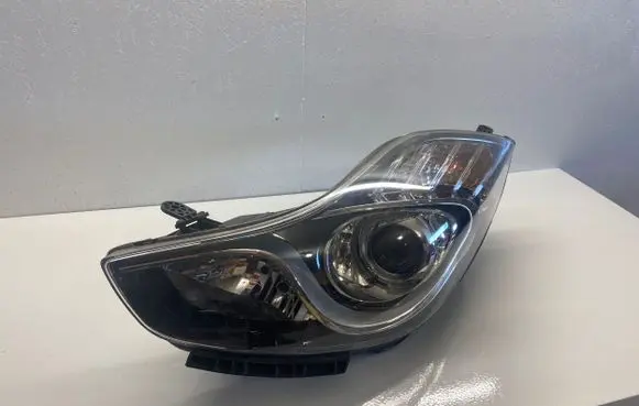 Hyundai ix20 Headlight/headlamp