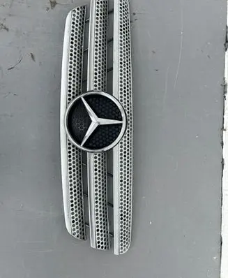 Mercedes-Benz ML W163 Front grill